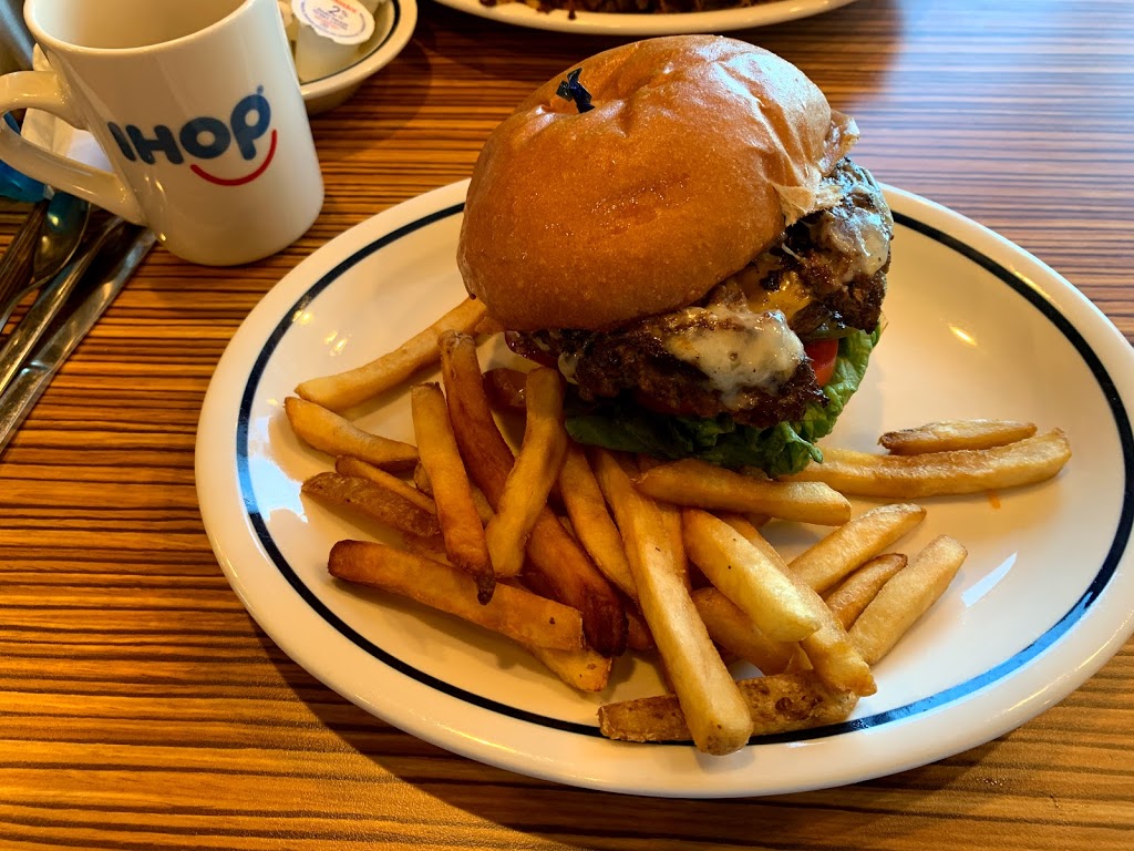 IHOP | 2580 Mountain Rd, Moncton, NB E1C 2T9, Canada | Phone: (506) 859-4467