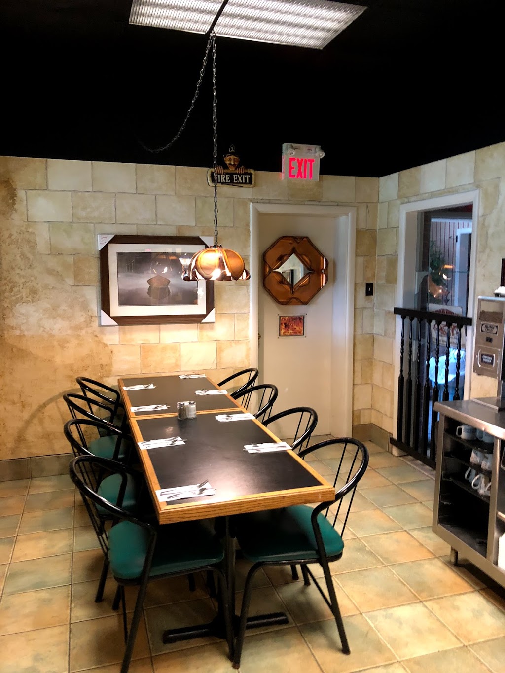 Dean Michaels Griddlehouse | County Rd. 59 North, 594746, R.R#4, Woodstock, ON N4S 7V8, Canada | Phone: (519) 456-5064