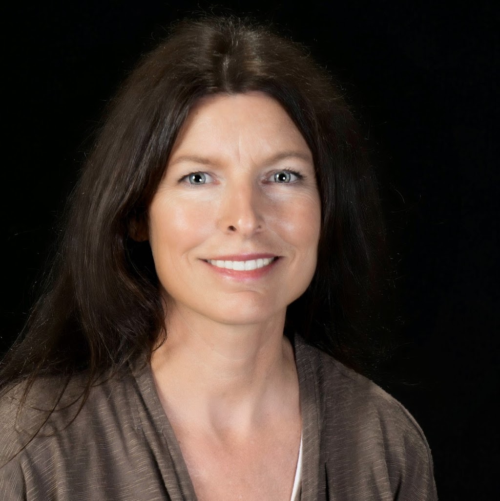 Andrea Kerr - REMAX City Realty | 938 Gibsons Way, Gibsons, BC V0N 1V7, Canada | Phone: (604) 682-3074
