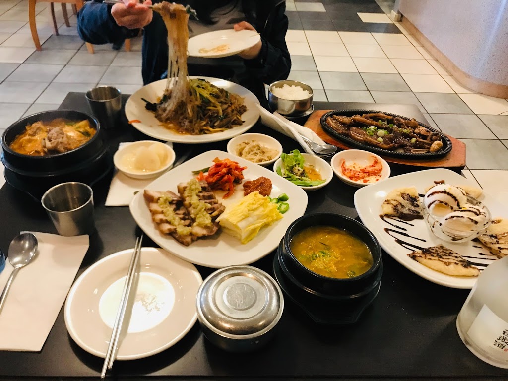 Andamiro Korean Bistro | 2568 Kingsway, Vancouver, BC V5R 5H2, Canada | Phone: (604) 620-2500