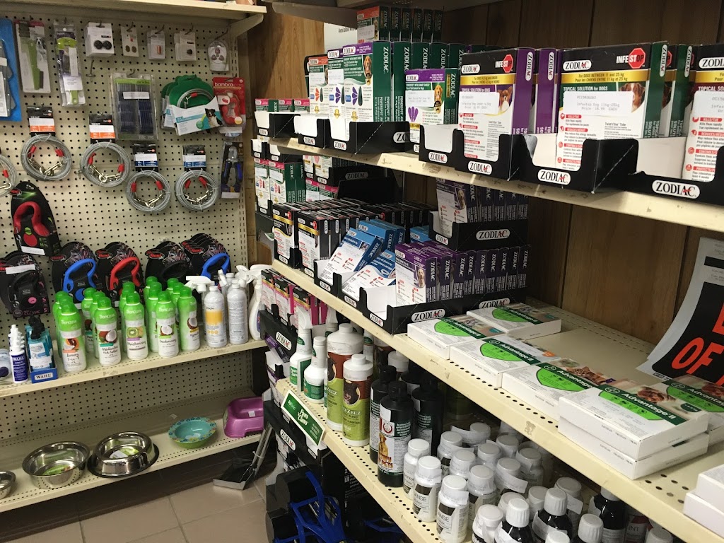 Bridgewater Farmers Co-op Soc Ltd | 123 Elm St, Bridgewater, NS B4V 2V5, Canada | Phone: (902) 543-2471