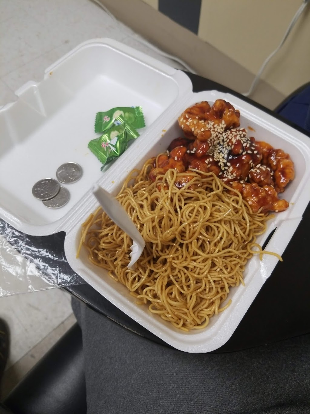 Hot Wok Chinese Restaurant | 477 Grove St E, Barrie, ON L4M 5Y9, Canada | Phone: (705) 735-1666