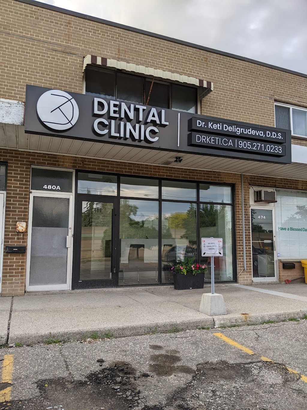 Dr. Keti Deligrudeva, D.D.S. | 480 S Service Rd, Mississauga, ON L5G 2S5, Canada | Phone: (905) 271-0233