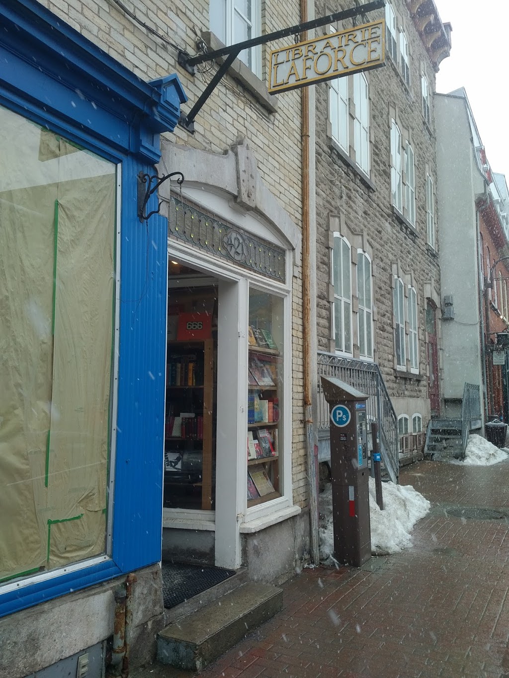 Librairie Laforce | 541 Rue Saint-Jean, Québec, QC G1R 1P5, Canada | Phone: (418) 380-3311