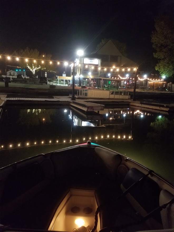 Dockside Bar & Grill | 109 E Chestermere Dr, Chestermere, AB T1X 1A1, Canada | Phone: (403) 248-4343