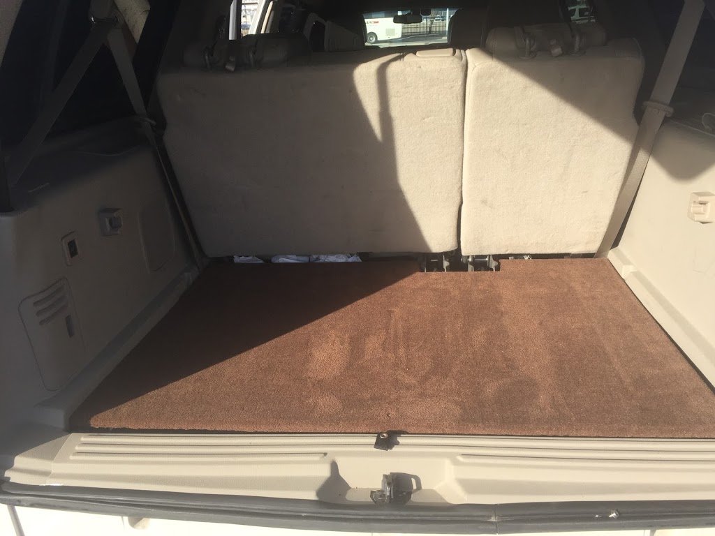 Bookstretchlimousine.ca | 1145 Thornton Rd N, Oshawa, ON L1H 7K4, Canada | Phone: (289) 634-6585