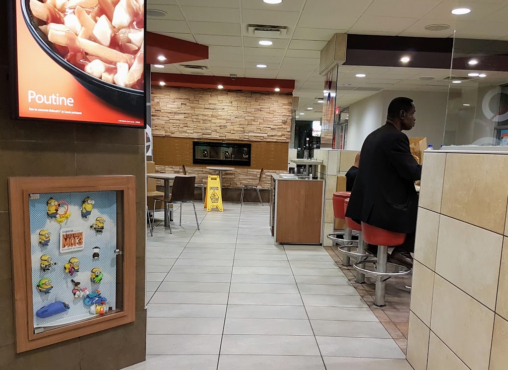 McDonalds | 7645 Boulevard Saint-Michel, Montréal-Nord, QC H2A 3M4, Canada | Phone: (514) 722-2999