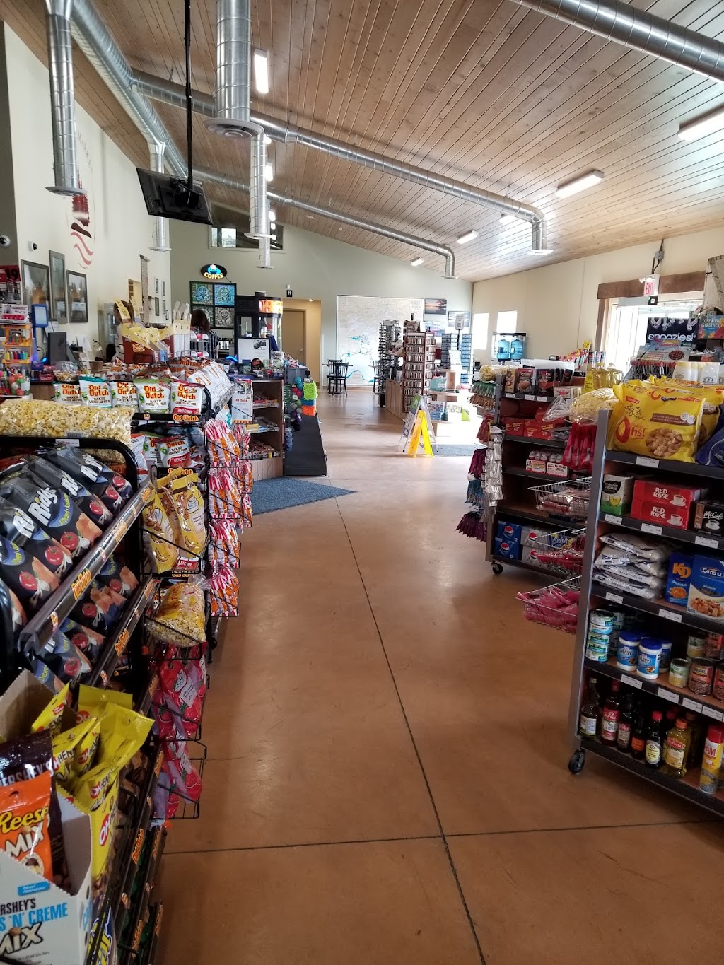 Clearwater Market | ON-17, Clearwater Bay, ON P0X 1S0, Canada | Phone: (807) 733-2816