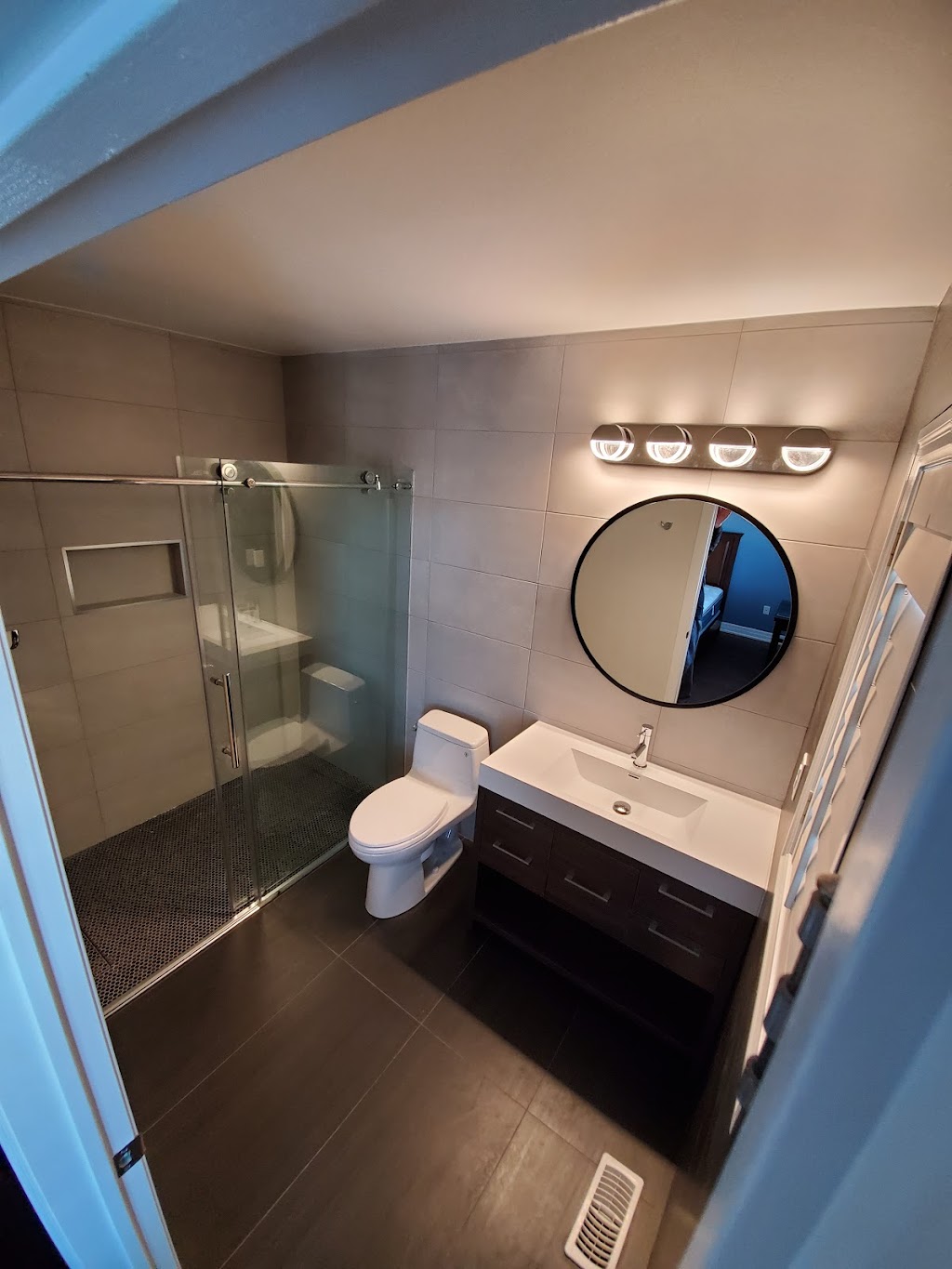 Mas renovation & carpentry inc | 167 Confederation St, Georgetown, ON L7G 4S8, Canada | Phone: (647) 200-7772