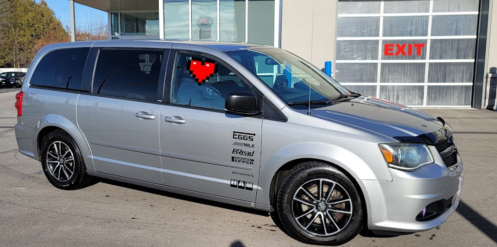 Aqua Car Wash | 2394 Princess St, Kingston, ON K7M 3G4, Canada | Phone: (613) 817-8151