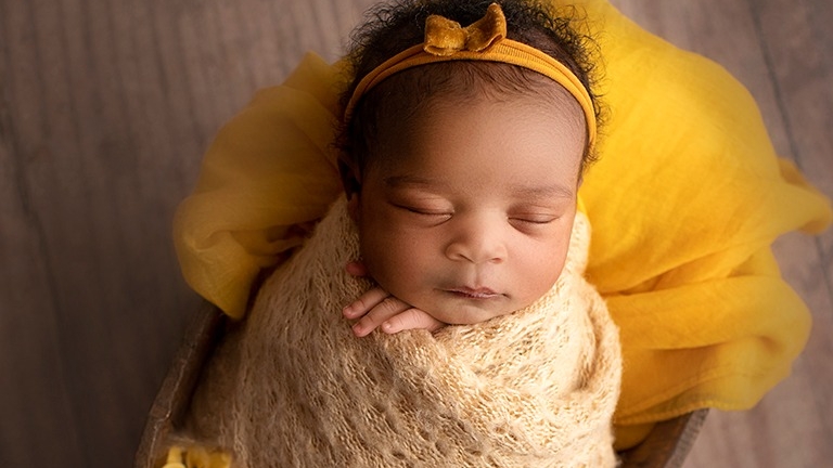 Bebe Newborn Photography | 620 Quarry Way SE, Calgary, AB T2C 5H3, Canada | Phone: (587) 707-7598