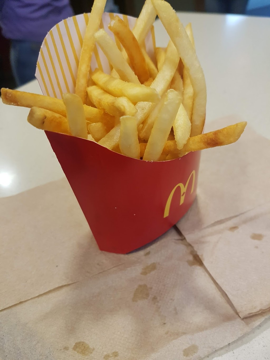 McDonalds | 57 Bridge St, Lakefield, ON K0L 2H0, Canada | Phone: (705) 652-0226