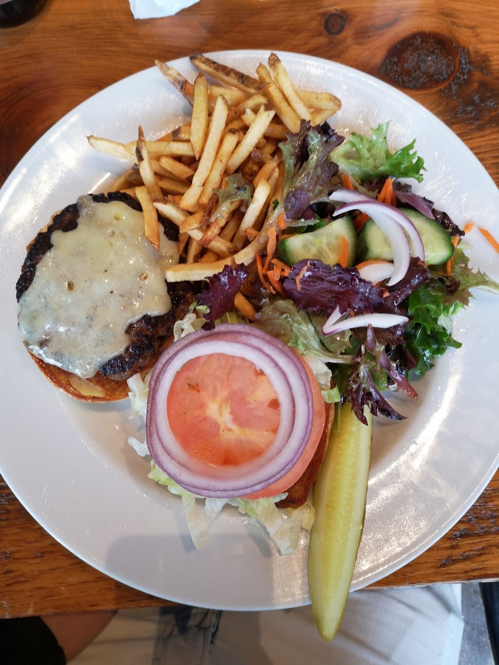 Moodys Bar & Grill | 3 Tupper St, Millbrook, ON L0A 1G0, Canada | Phone: (705) 932-6663