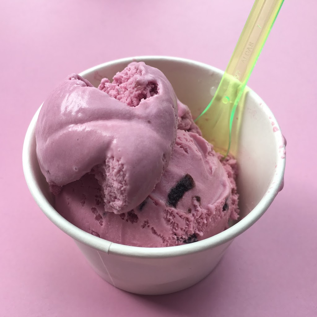 Deep Cove Ice Cream | 4367 Gallant Ave, North Vancouver, BC V7G 1L1, Canada