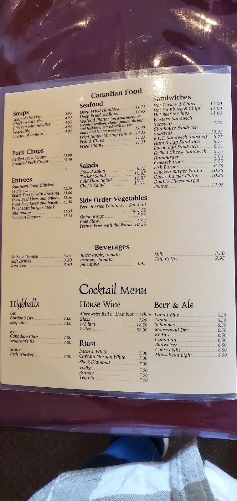 Royal Garden | 25 Meadowbank Rd, Cornwall, PE C0A 1H0, Canada | Phone: (902) 566-3288