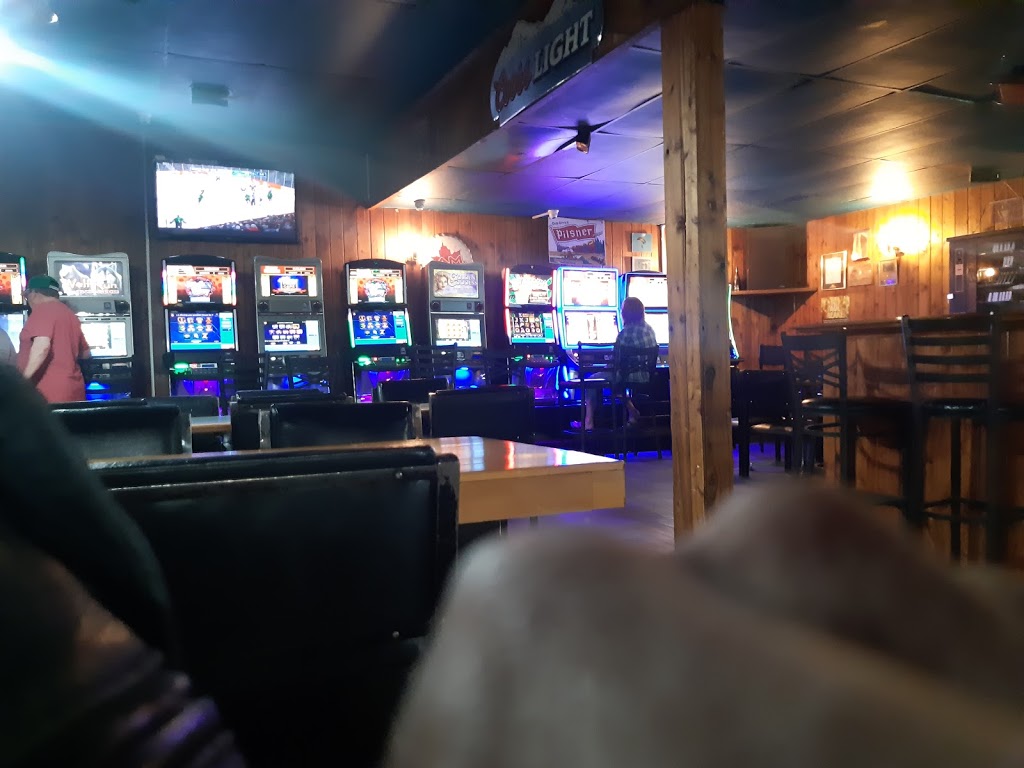 Wakaw Inn | 133 1 St S, Wakaw, SK S0K 4P0, Canada | Phone: (306) 233-5120
