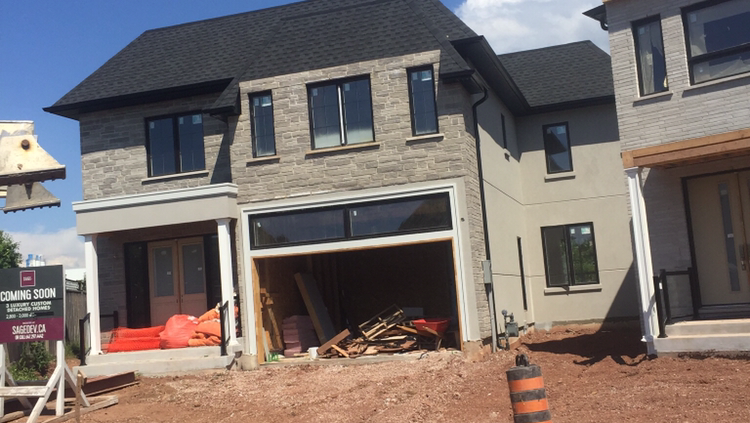 AAA’S Aluminum | 54 Chesterwood Cres, Brampton, ON L6Y 0Z4, Canada | Phone: (416) 402-0665