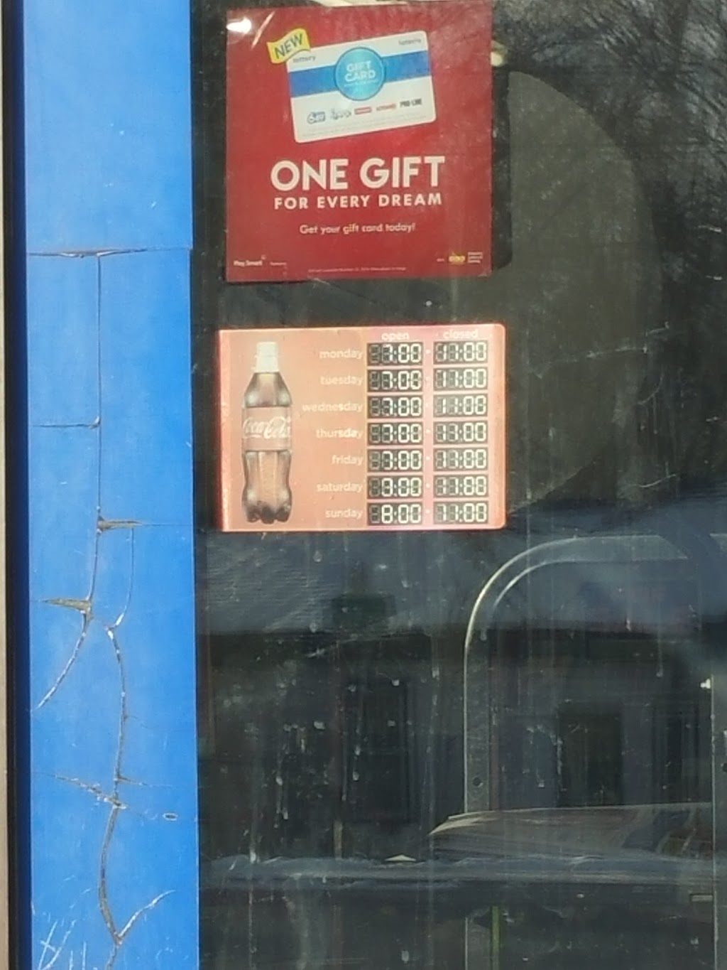 Mister Convenience-McDonnel | 420 McDonnel St, Peterborough, ON K9H 2X6, Canada | Phone: (705) 743-8411