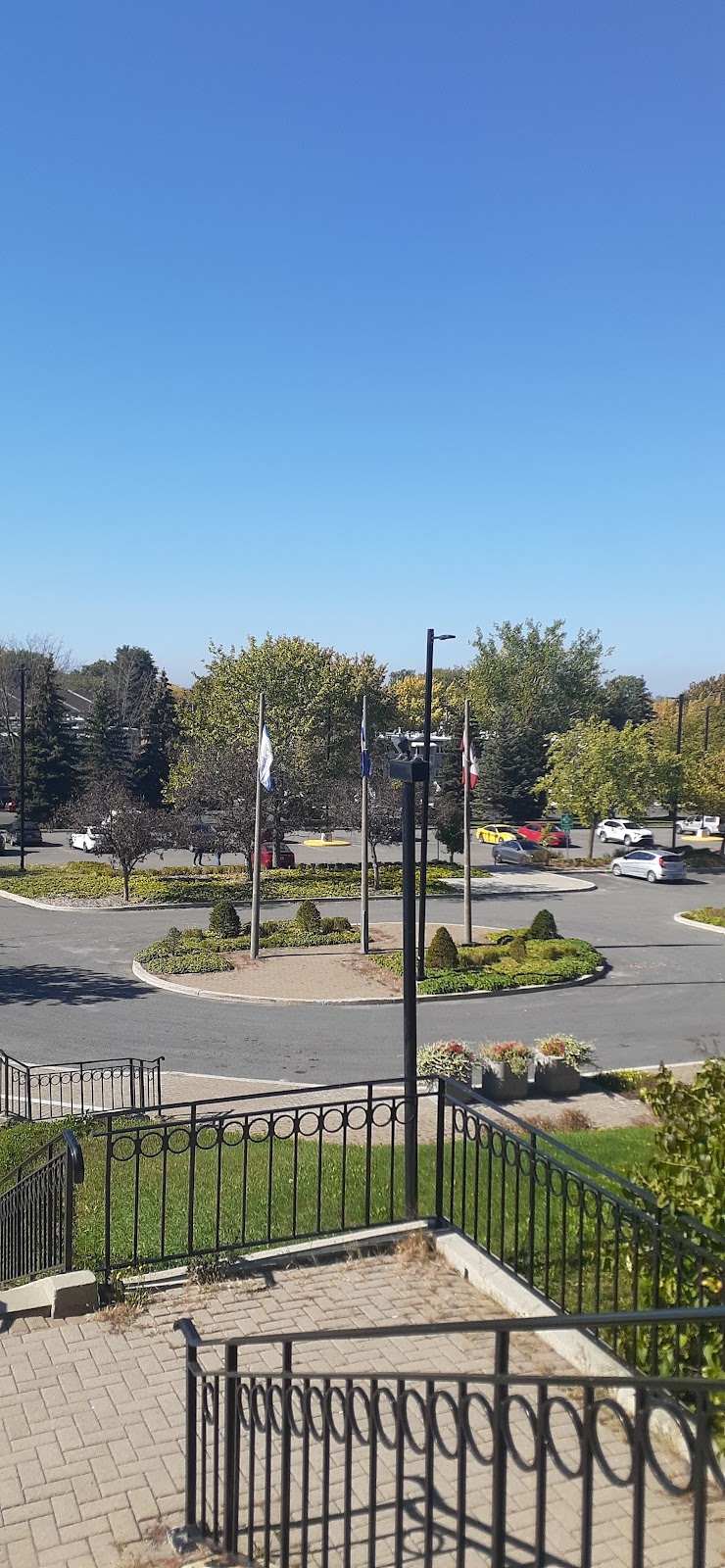 Bureau Accès Montréal – LaSalle | 55 Av. Dupras, LaSalle, QC H8R 4A8, Canada | Phone: (514) 872-0311
