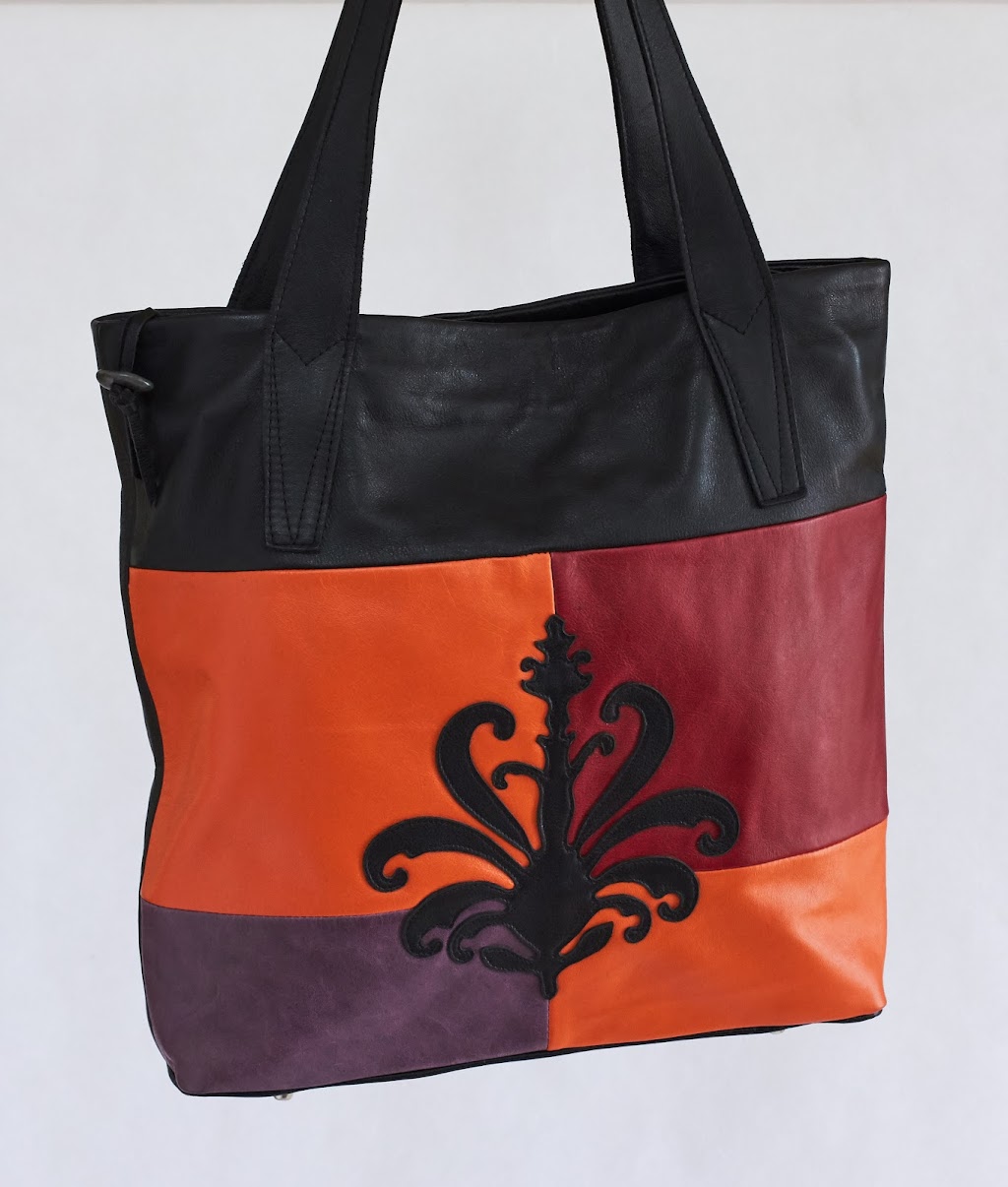 Anita Jackel Leather Design | 2680 Islands View Dr, Gabriola, BC V0R 1X7, Canada | Phone: (250) 247-9817