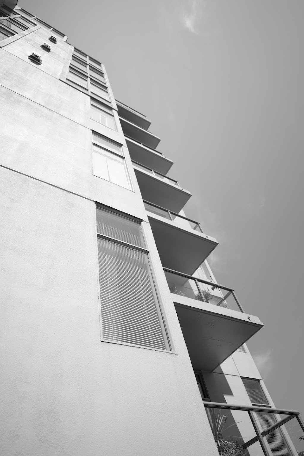 Hutton Condominium Services Ltd | 212-284 Helmcken Rd, Victoria, BC V9B 1T2, Canada | Phone: (250) 598-5148