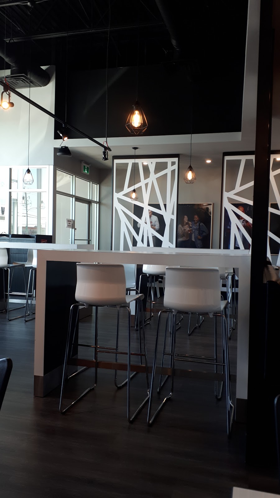 Thaïzone | 934 Rue Saint-Pierre, Drummondville, QC J2C 5A4, Canada | Phone: (819) 850-3366