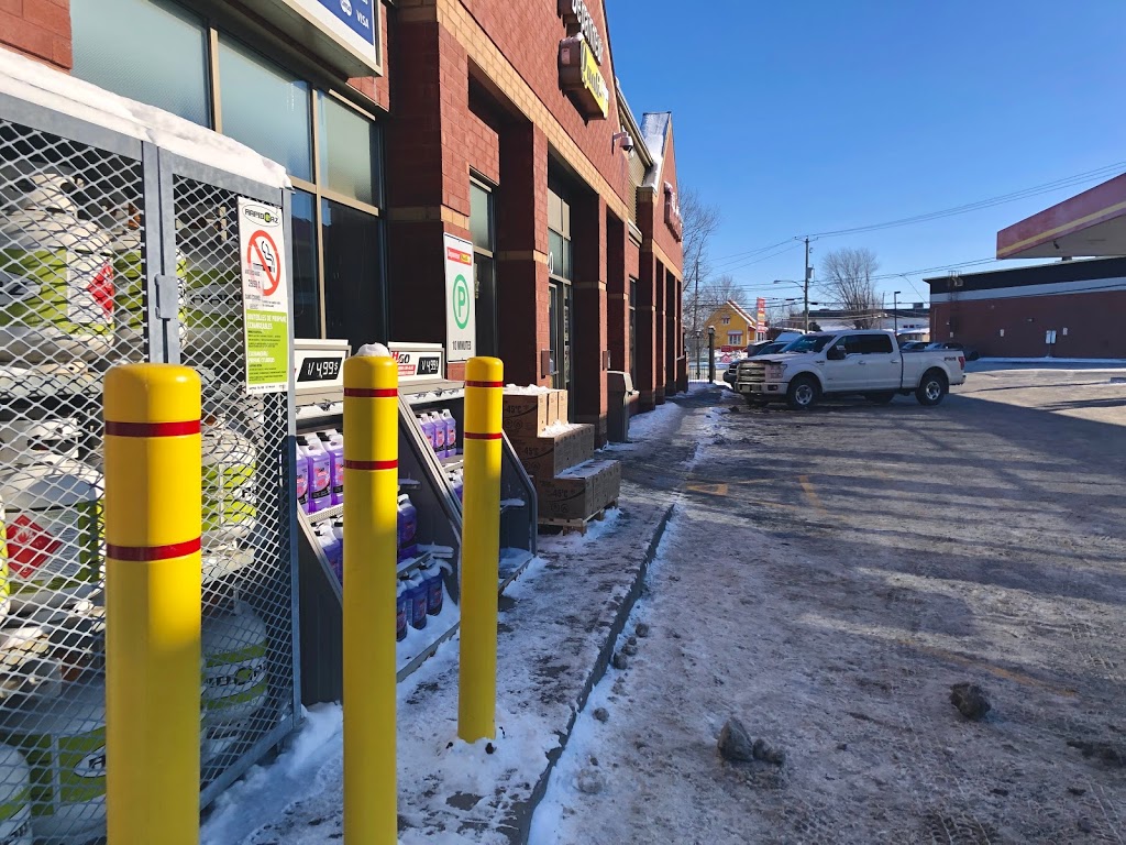 Harnois Proxi Extra | 3520 Boulevard Laframboise, Saint-Hyacinthe, QC J2R 1J9, Canada | Phone: (450) 253-1010