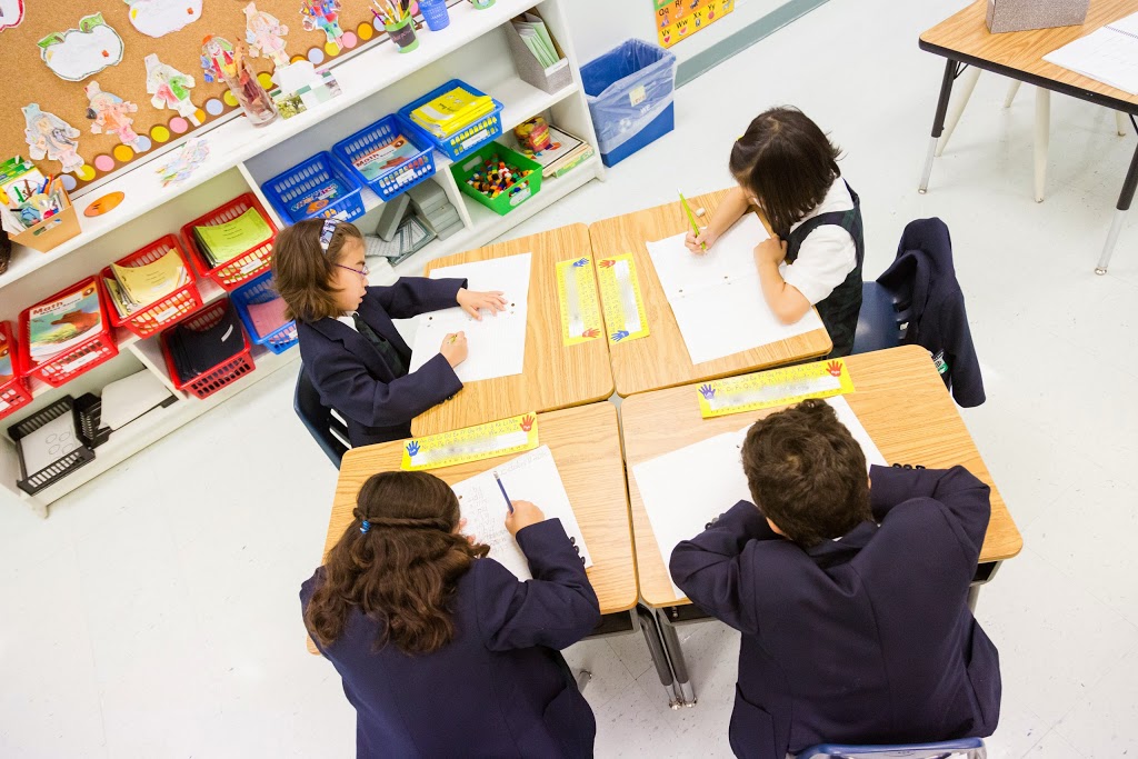 Mentor College - Primary Campus (JK to Grade 4) | 56 Cayuga Ave, Mississauga, ON L5G 3S9, Canada | Phone: (905) 271-7100