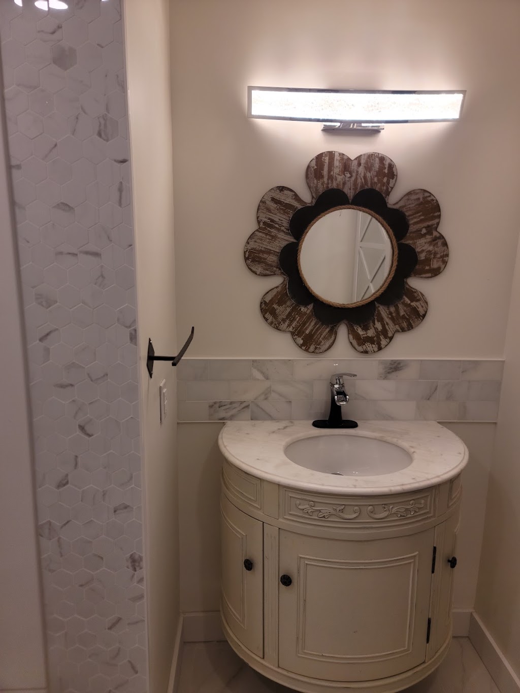 J.D.A Tile & Flooring | #4855, Port Alberni, BC V9Y 1E2, Canada | Phone: (250) 918-4106
