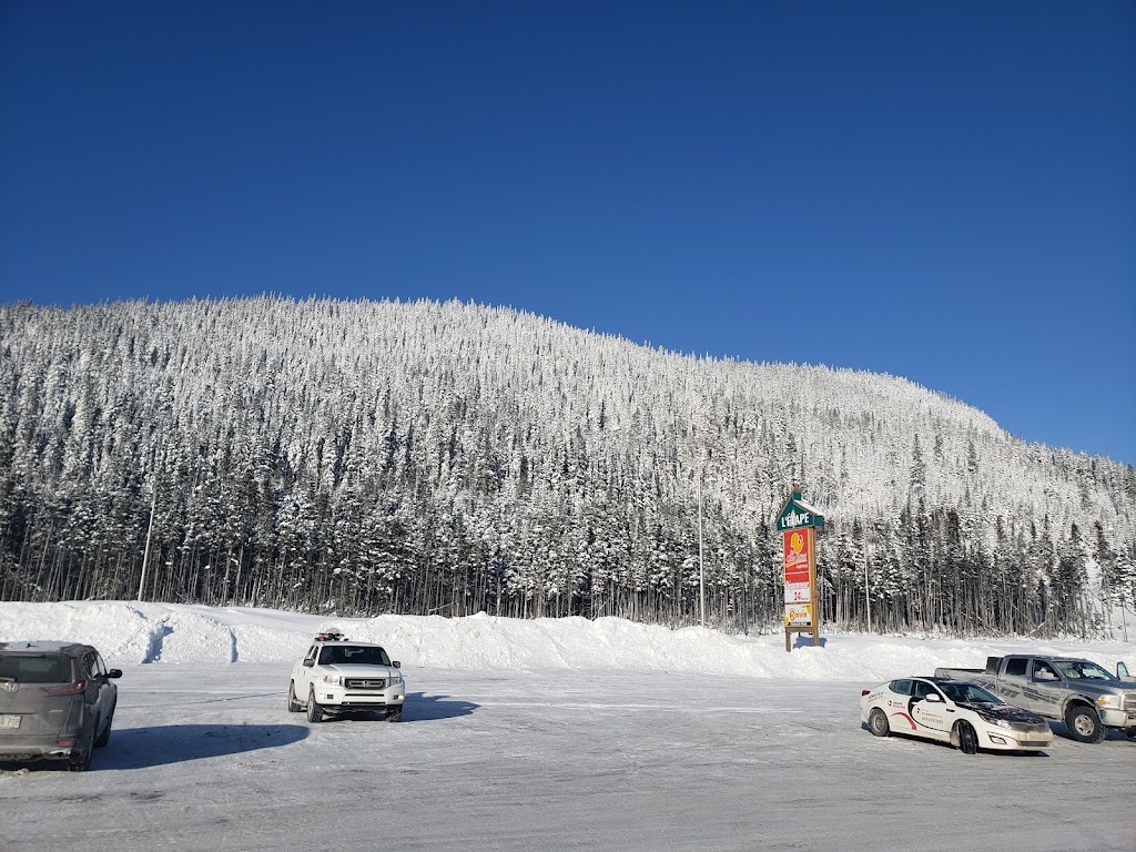 LÉtape Rest Stop | 10001 QC-175, Stoneham-et-Tewkesbury, QC G0A 4P0, Canada | Phone: (418) 846-1080