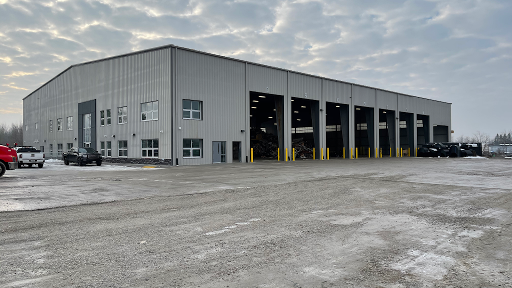 Barrie Recycling And Waste Corp | 26 Ferndale Dr N, Barrie, ON L4N 9V4, Canada | Phone: (705) 792-6557