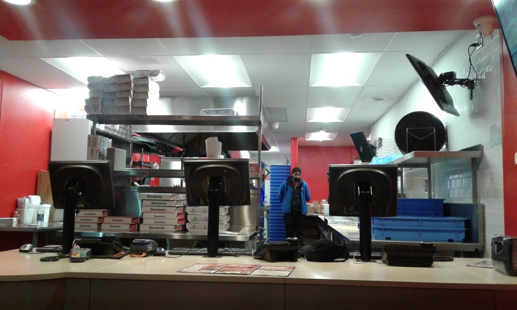 Dominos | 51 Niagara St, Toronto, ON M5V 1C3, Canada | Phone: (416) 364-3939