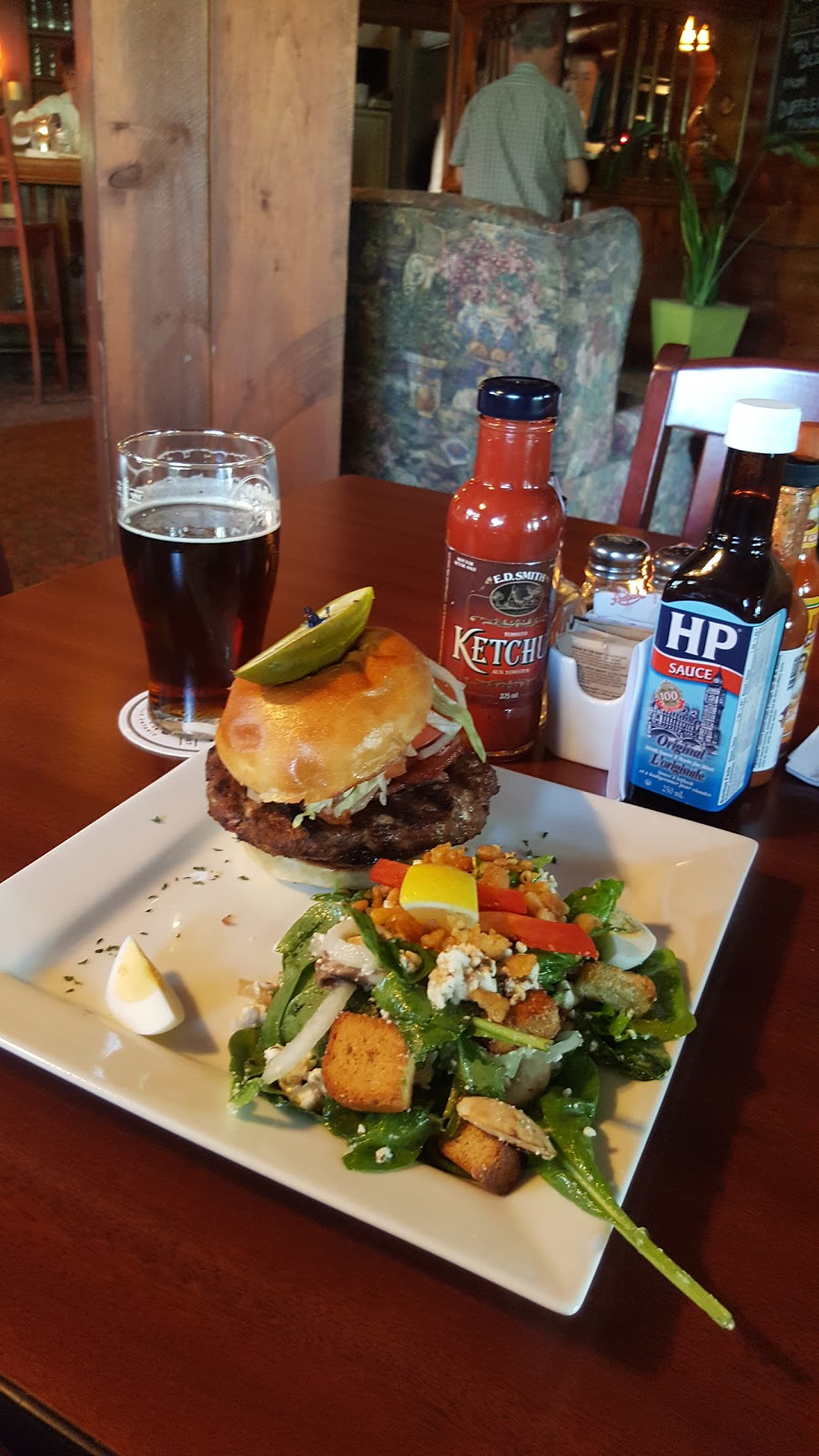 Riverside Inn | 7497 ON-35, Norland, ON K0M 2L0, Canada | Phone: (705) 454-1045