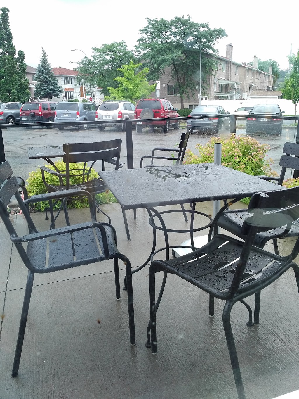 Starbucks | 7090 Boul Langelier, Saint-Léonard, QC H1S 2X6, Canada | Phone: (514) 256-6549