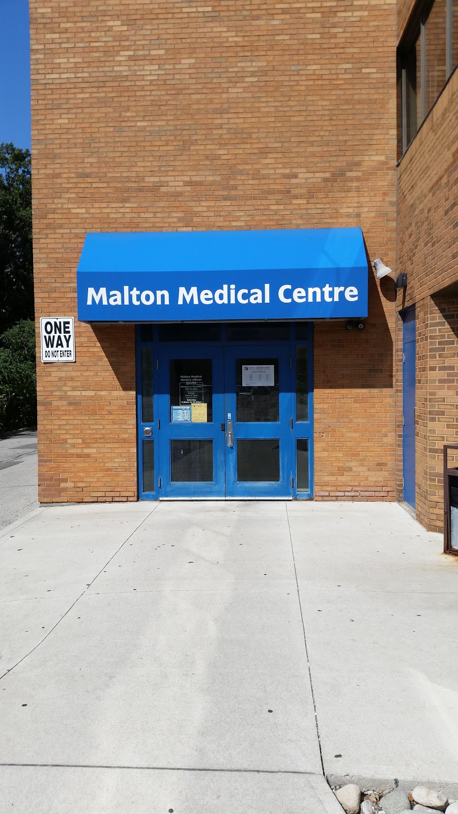 Malton Medical Clinic | 6870 Goreway Dr, Mississauga, ON L4V 1P1, Canada | Phone: (905) 677-4200