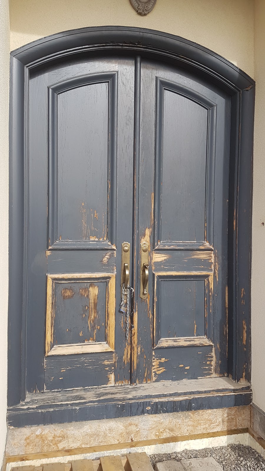 Infiniti door repair and services | 76 Evansmeade Common NW, Calgary, AB T3P 1E7, Canada | Phone: (403) 807-9703