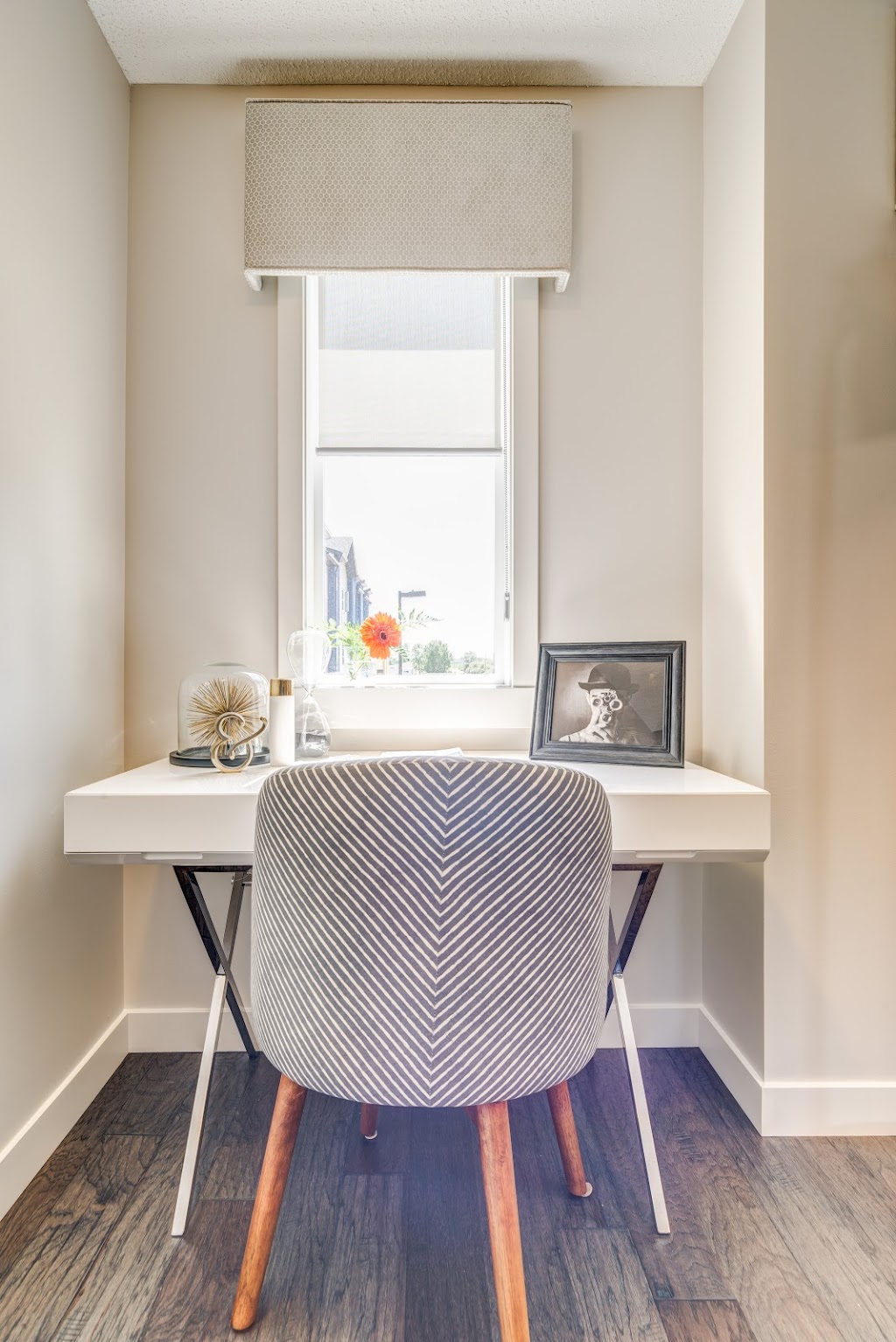Hunter Residential Developments Corporate Office | 230 Eversyde Blvd SW #1101, Calgary, AB T2Y 0J4, Canada | Phone: (403) 201-0162