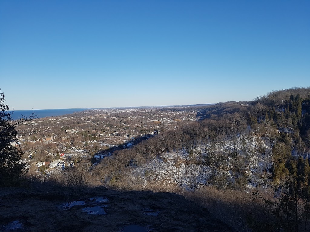 Trail Head- Bruce Side Trail | 4E7, Bruce Trail, Grimsby, ON L3M 3K1, Canada