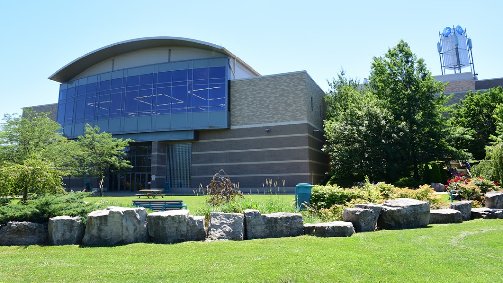 Niagara College | 135 Taylor Rd, Niagara-on-the-Lake, ON L0S 1J0, Canada | Phone: (905) 641-2252