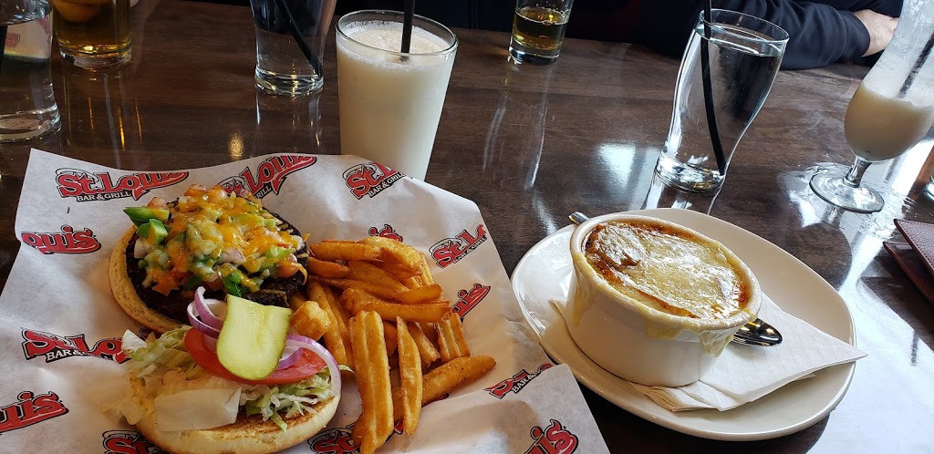 St. Louis Bar & Grill | 1812 Simcoe St N #1, Oshawa, ON L1G 4Y3, Canada | Phone: (905) 721-9999
