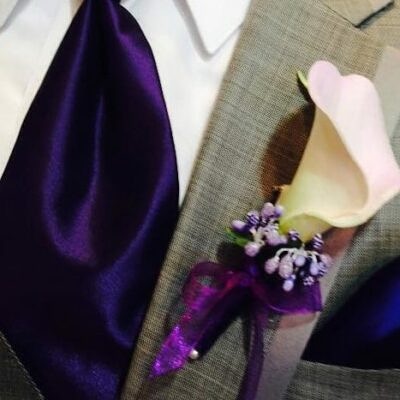 Bridal Bouquets by Helen | 34 Jolette Ave, Azilda, ON P0M 1B0, Canada | Phone: (705) 923-7407