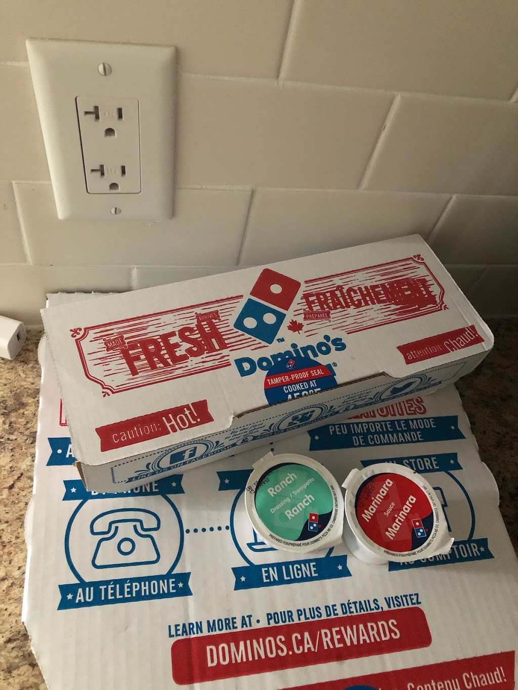 Dominos Pizza | 354 Oakwood Ave, York, ON M6E 2W2, Canada | Phone: (416) 654-3000