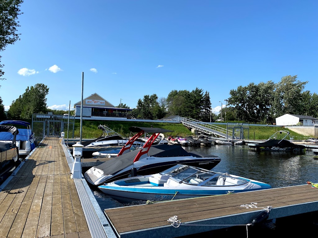 Marina Bo-Bi-No Pointe-Calumet | 1305 Bd Proulx, Pointe-Calumet, QC J0N 1G3, Canada | Phone: (450) 623-6525