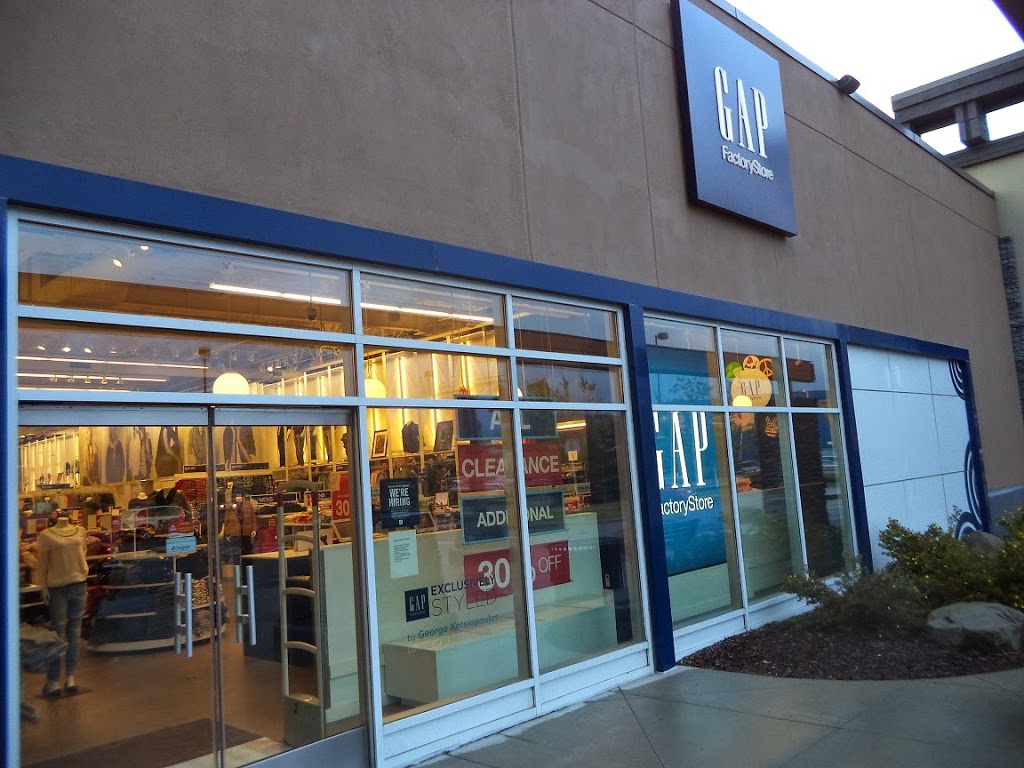 Gap Outlet | 8180 11 St SE, Calgary, AB T2H 3B5, Canada | Phone: (403) 253-8472