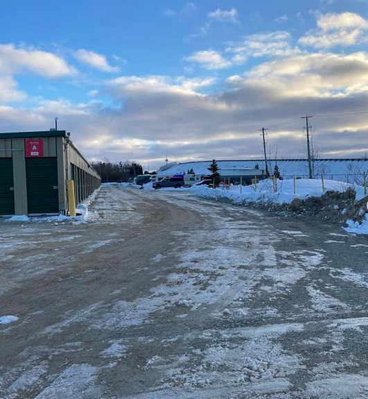 Pauls Bobcat Services | 37 Saxon Rd, Barrie, ON L4M 7G8, Canada | Phone: (416) 953-4094