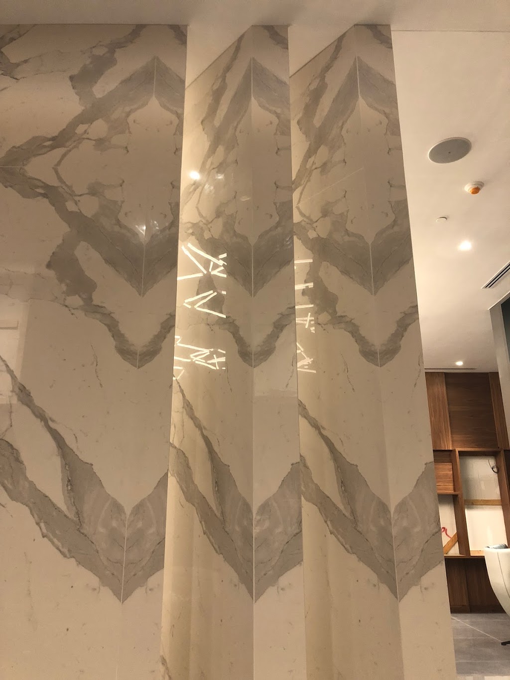 King Tile & Construction Ltd. | 255 Steeprock Dr unit b, North York, ON M3J 2Z5, Canada | Phone: (416) 272-1702