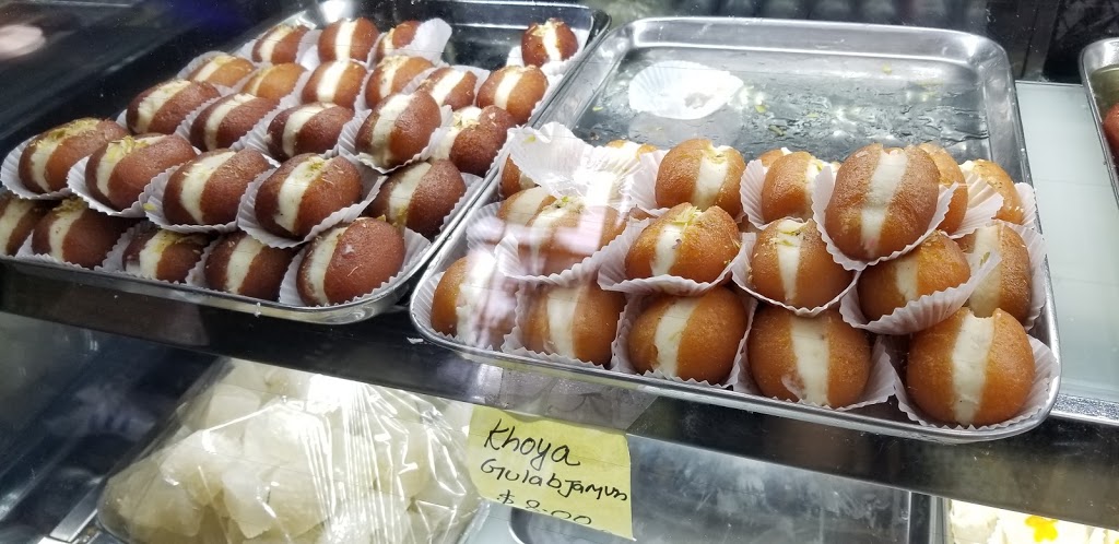 Kamal Sweets & Tandoori Hut Ltd | 6977 128 St, Surrey, BC V3W 4E1, Canada | Phone: (604) 598-1238