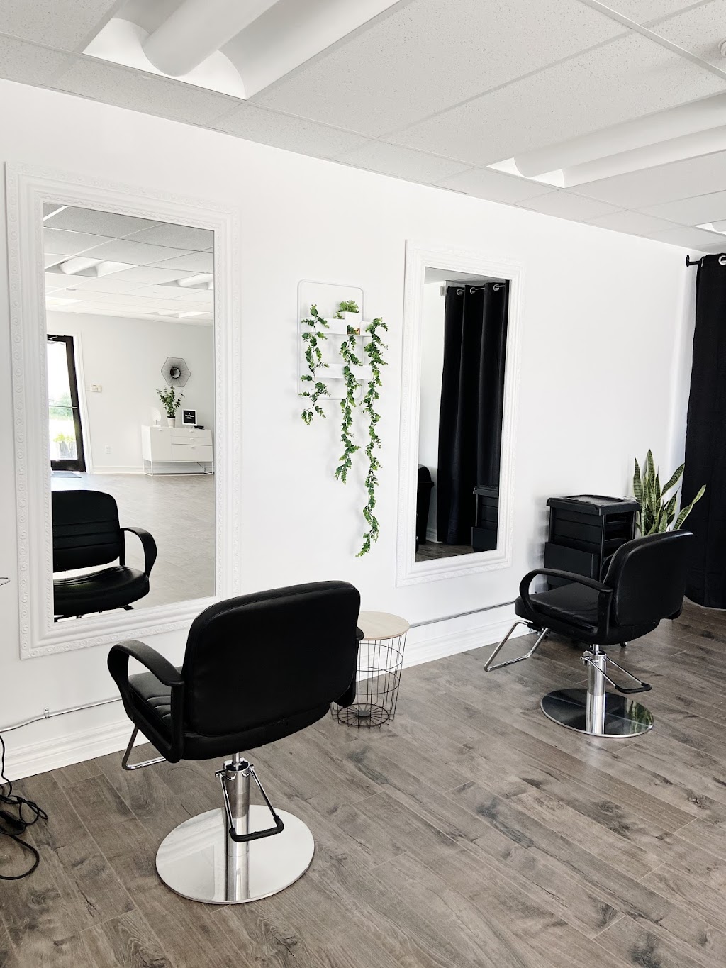 Hair Society | 7 Argyle St S, Renfrew, ON K7V 1T2, Canada | Phone: (613) 717-5717