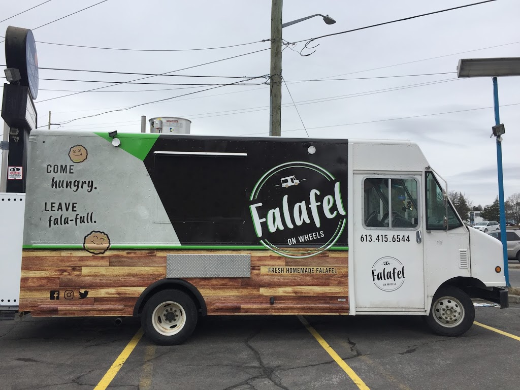 Falafel On Wheels | 1649 Montreal Rd, Gloucester, ON K1J 6N6, Canada | Phone: (613) 415-6544