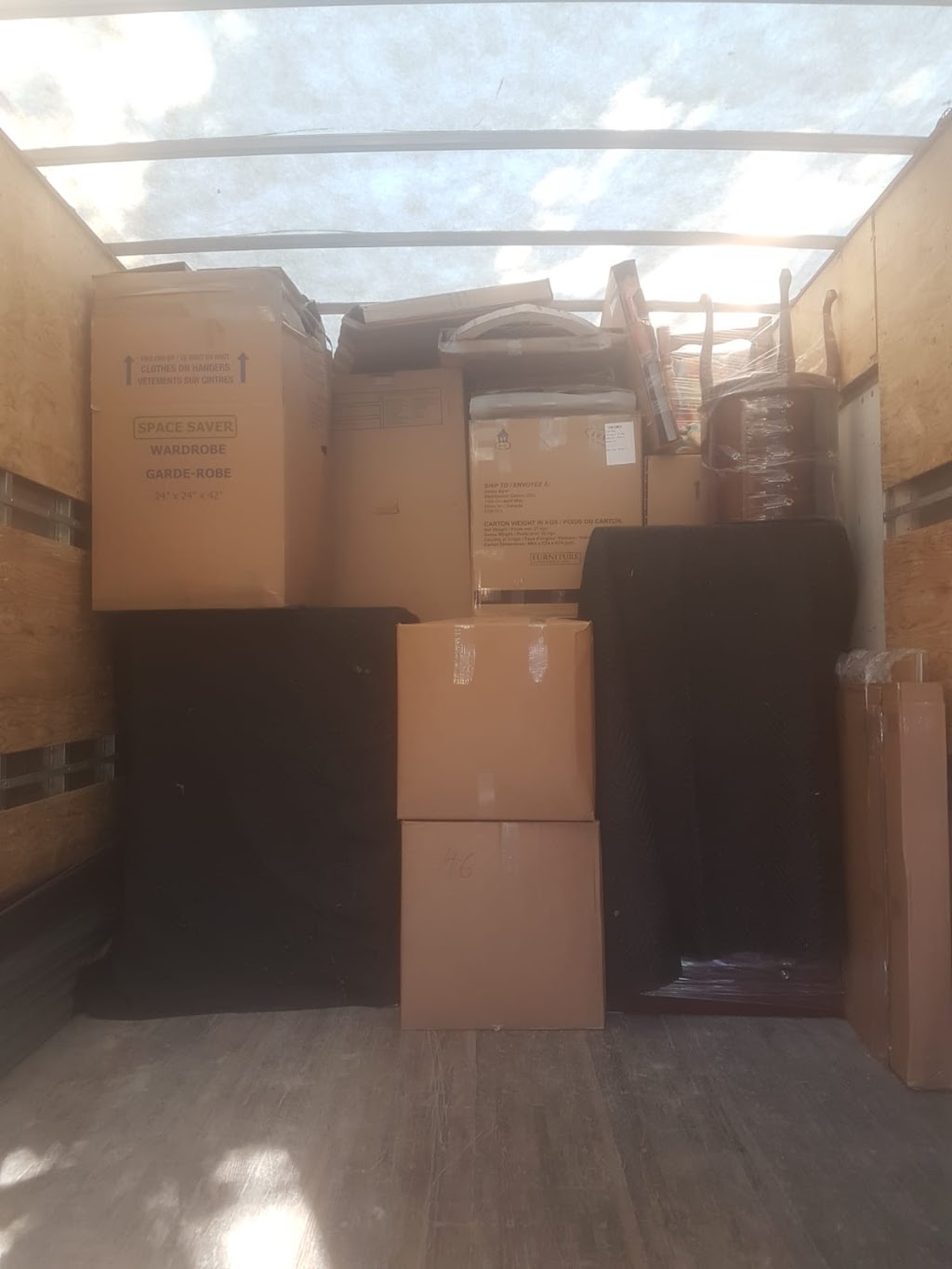 Easy 2 Go Movers Inc. | 106 Cinrickbar Dr, Etobicoke, ON M9W 6W7, Canada | Phone: (647) 202-8587